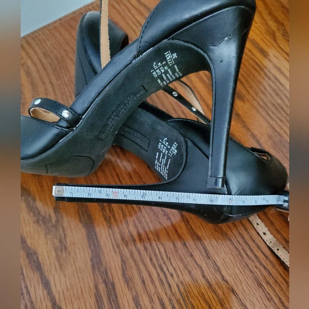 Christian Siriano Studded High Heels - Picture 6 of 8